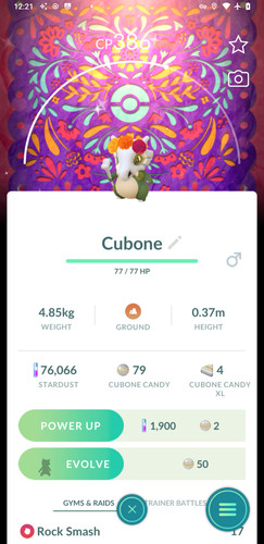 Cubone lucido che - , indossa